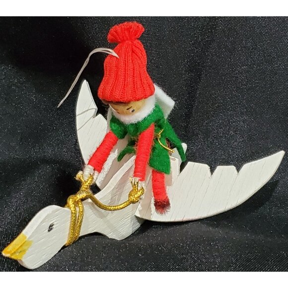 ELF RIDING FLYING GOOSE Christmas Ornament wooden & fabric 5"long 3.5"high - Picture 4 of 7